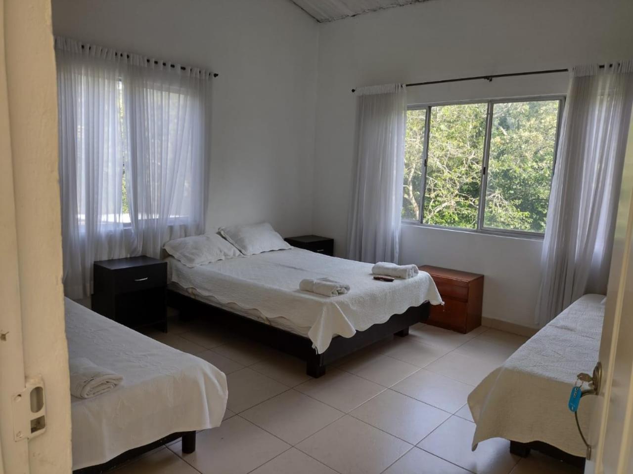 Hotel Campestre El Salitre Villeta