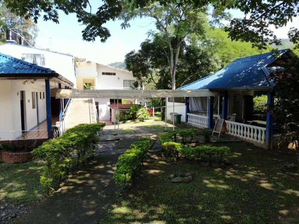 Campestre El Salitre Hotel *